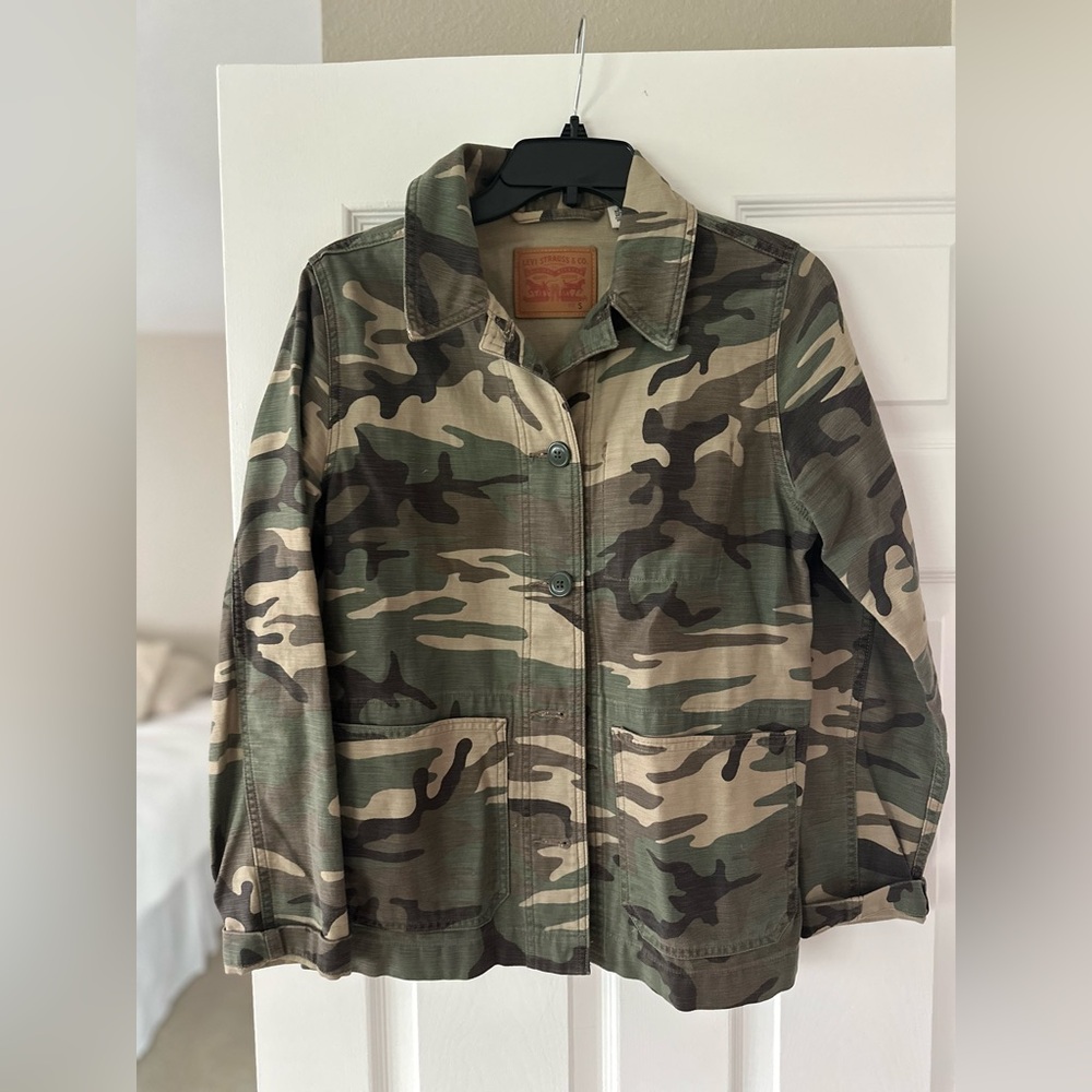Levi's Camouflage lightweight jacket